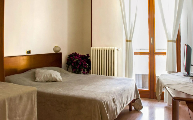 Hotel Domus