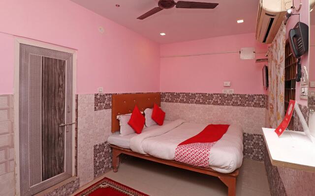 OYO 29430 Hotel Kunal