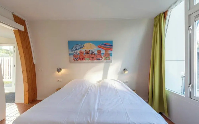 Coastal Villa With Jacuzzi