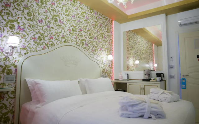 Leucosya Luxury Rooms