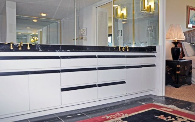 Springs Towers Unit 1006