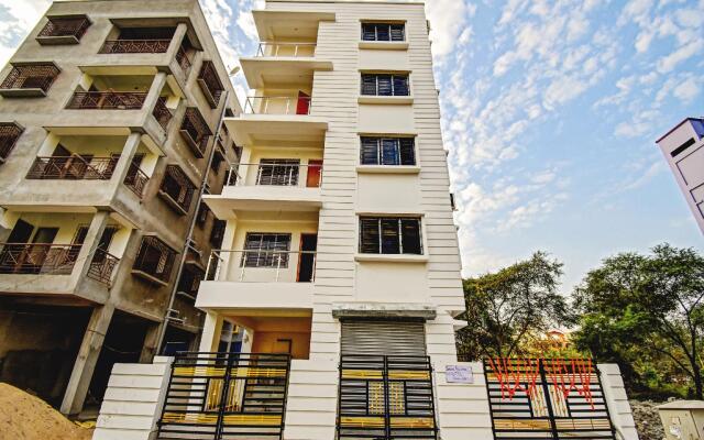 OYO Flagship 79258 Shree Residency