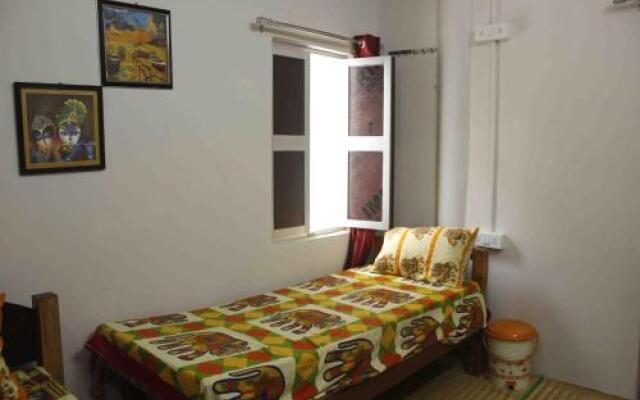Stay Inn Hostel