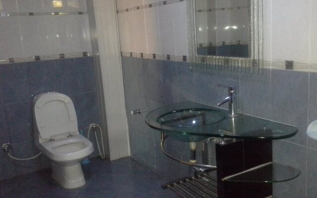 Crown Hotel