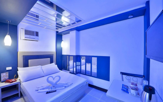 Hotel 99 Quiapo Manila