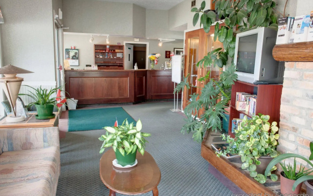 Sandman Inn McBride