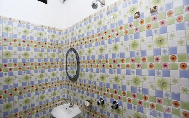 Hotel Blue Moon By OYO Rooms