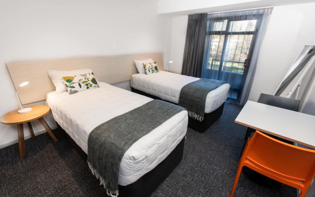 Hotel Give