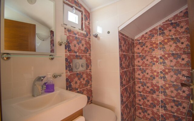 Arnna Villa 1 by Villa Buketi