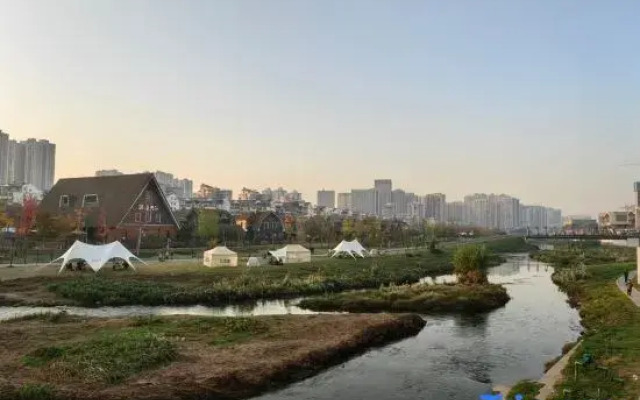 TRUE GO Hotel (Changsha South Railway Staion, Yuhua District Government Subway Station)