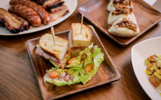 The Henry Hotel Roost Bacolod