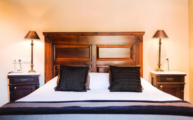 Trikolonion Country Hotel