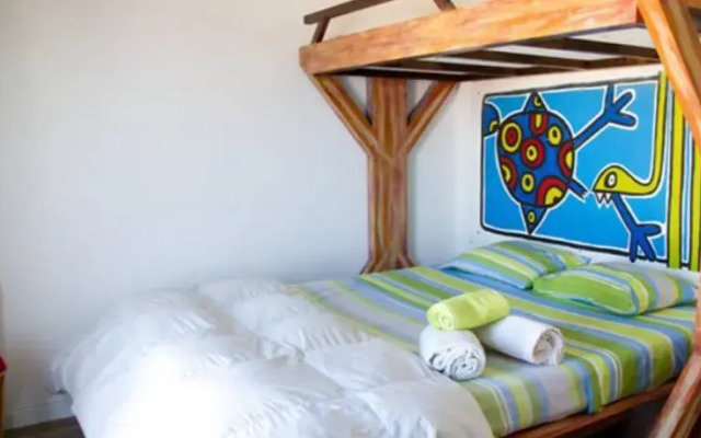 SUL surf, eat & sleep