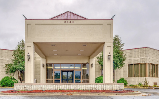 OYO Hotel Burlington South