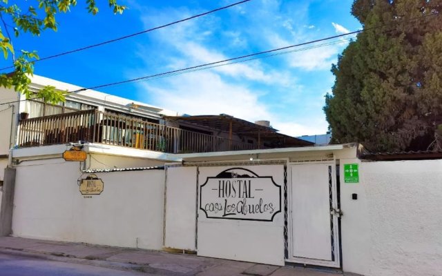 OYO Hostal Casa Los Abuelos