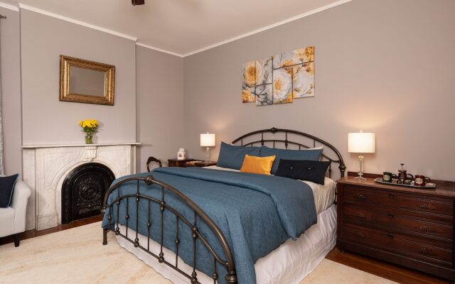 Rosemont Inn Bed & Breakfast