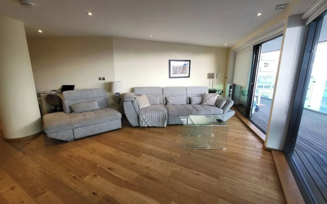 3 bed Ocean Spa Plaza Luxurious Flat
