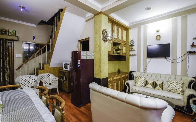 Oyo Home 22653 Fancy 3bhk