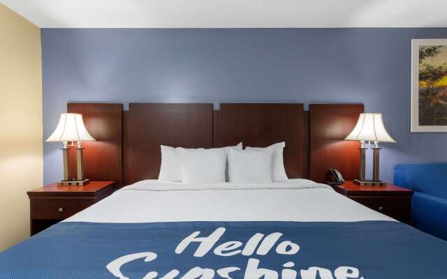 Days Inn by Wyndham Chipley