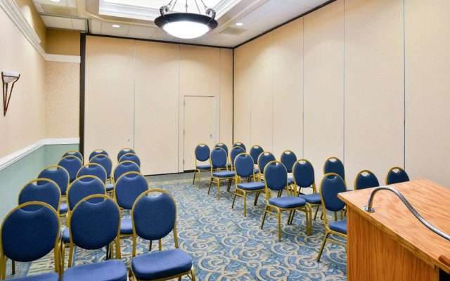 Quality Inn Dutch Inn