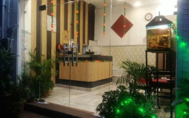 Goroomgo Royal Stay Gadiyahat Kolkata