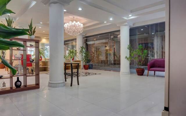 Super OYO Townhouse Oak Grand Orienchi