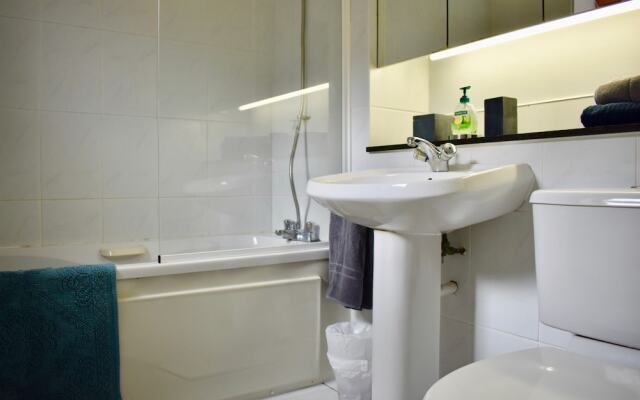 Central Dublin 1 Bedroom Apartment