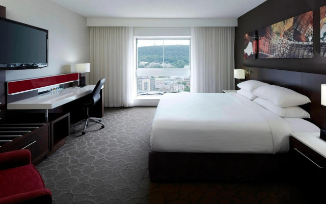 Delta Hotels by Marriott Montreal