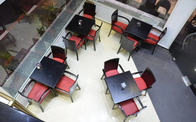 Malak Hotel