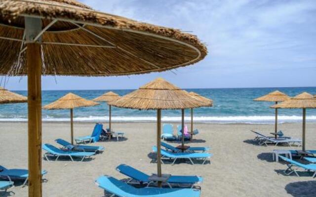 Seafront Paradise