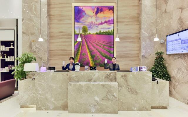 Lavande Hotel Xining Hai Lake New District Stadium