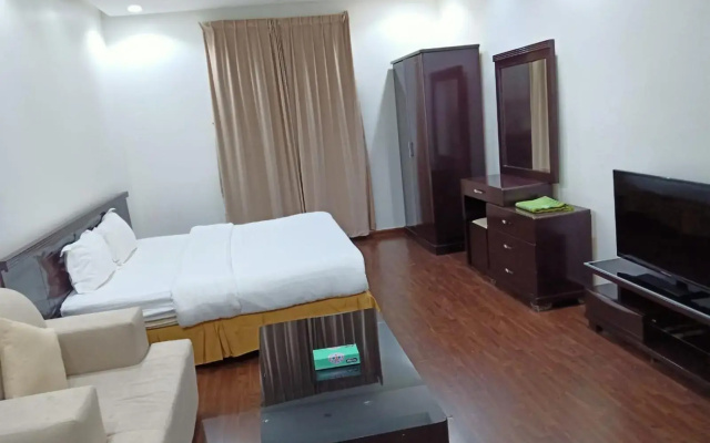 Evan Suites