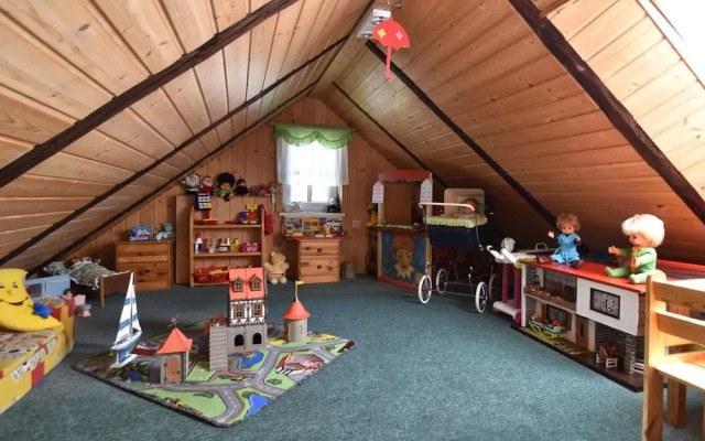 Sophisticated Holiday Home With Garden