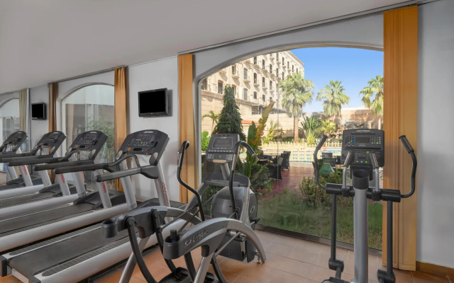 Отель Move Inn Jeddah