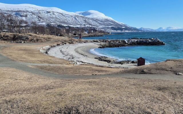 Yggdrasil Sea Wiev Lodge