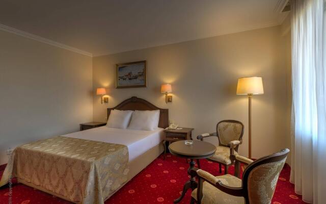 Ducale Lara Hotel