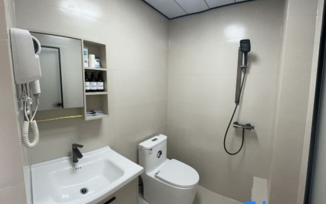 Yuzhong Xingshun Hotel