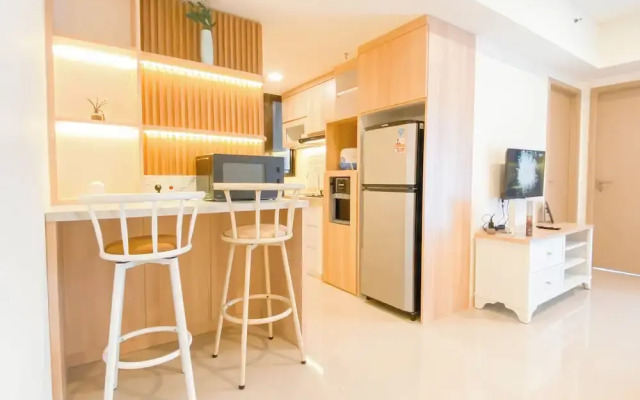 Cozy Place and Tidy 2BR Apartment Meikarta