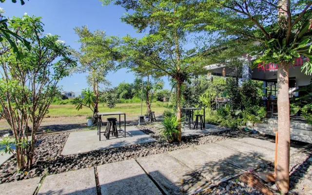 OYO 93885 D'harjo Guesthouse