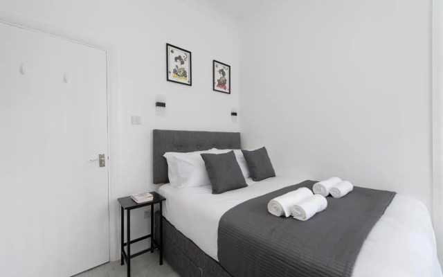 Tower Bridge(TB1) Exclusive Two bedroom apartment