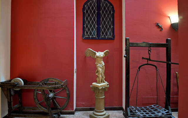 Porta Faenza Hotel