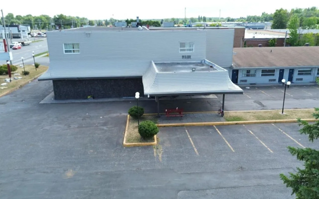 Motel 6 – Cornwall, ON