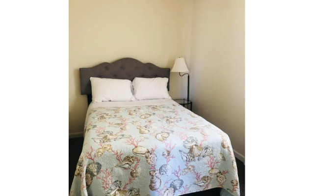 Thunderbird Motel