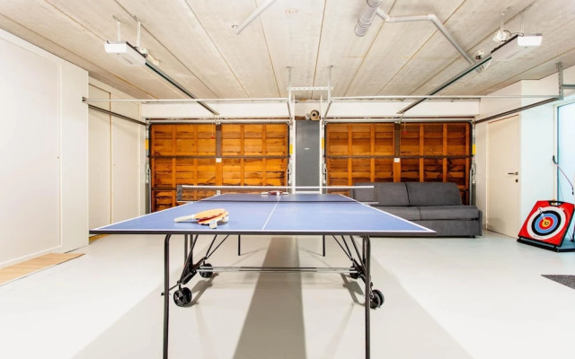 Lanaken Retreat Pool Jacuzzi and Sauna