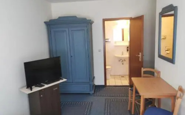 Hotel Dori's 108
