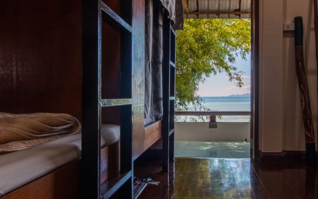 Coffee at Home Hostel - Adults Only