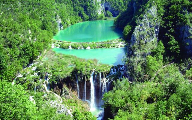 Plitvice Holiday Resort - Campsite