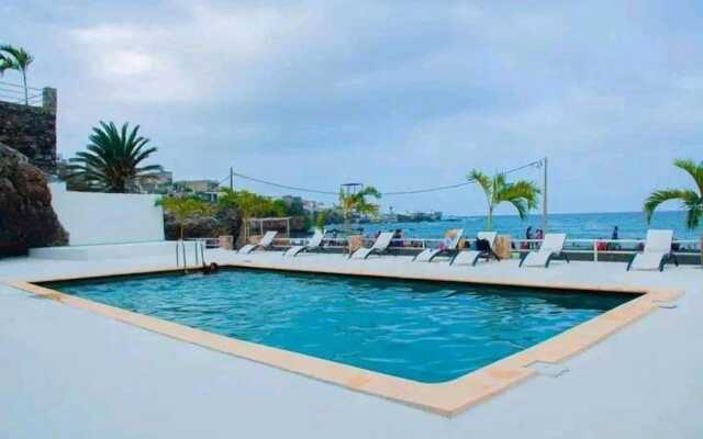 Hotel Restaurant Falucho Paradise Beach