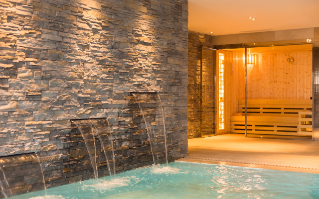 Petit Sagitario ( Only Adults )