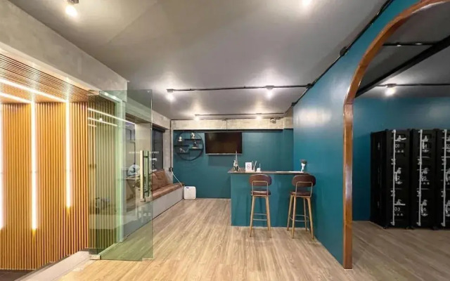 Airport Mini Hostel at Don Muang Airport